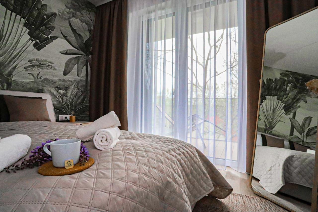 Platan Beach Apartman With Lakeview Balatonboglár Extérieur photo